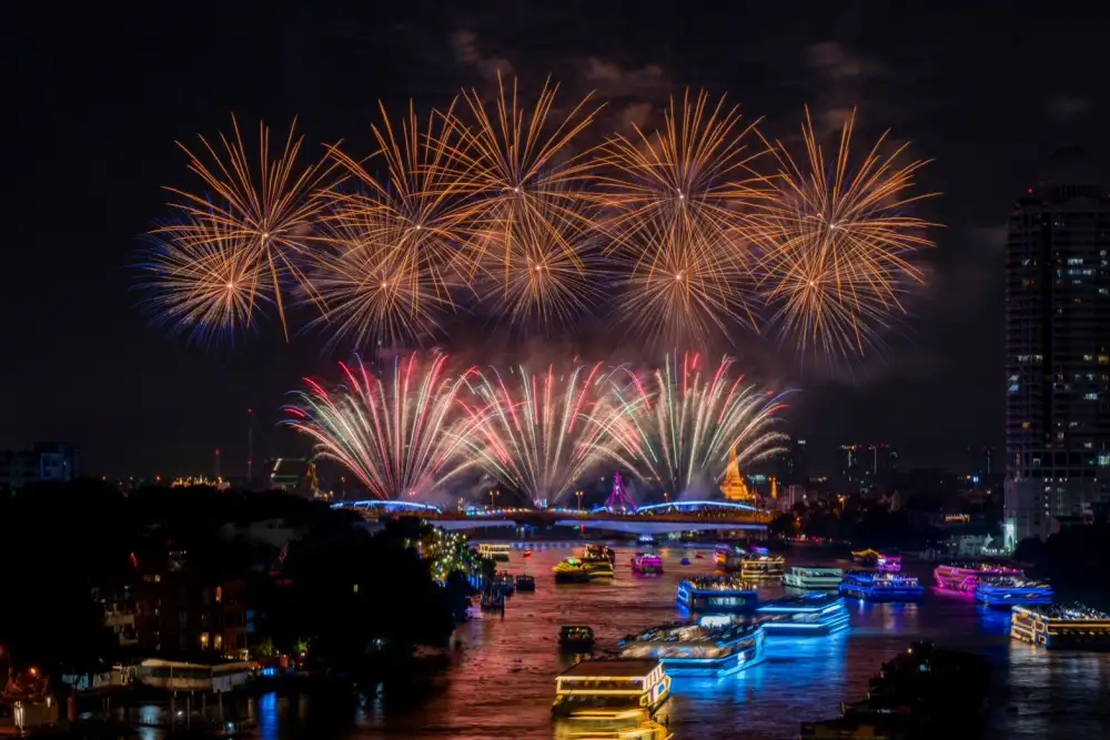 อลังการงาน Vijit Chao Phraya 2024 มีให้ชมถึง 15 ธ.ค.67