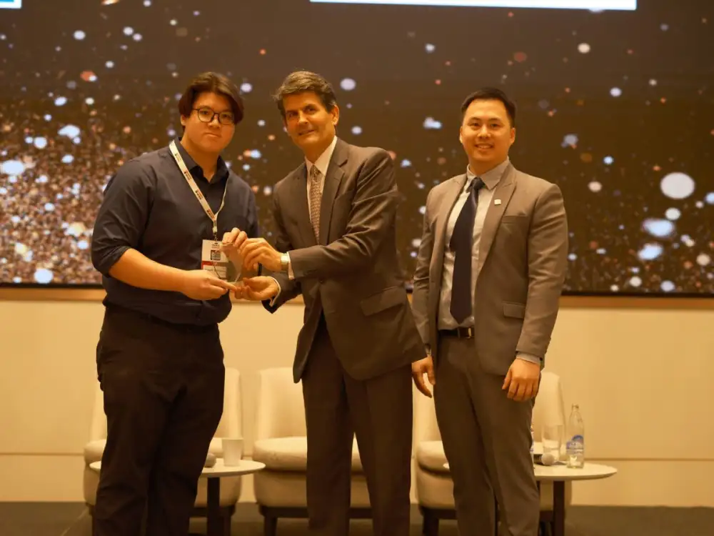 Solis คว้ารางวัล