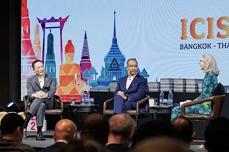 Krungthai CEO Showcases Digital Innovation Capabilities in