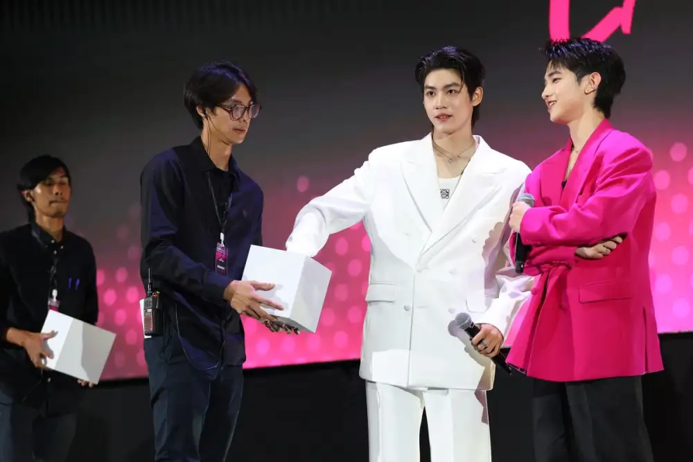 ซี-นุนิว นำทัพศิลปิน โทมัส-ก้อง-แอลม่อน-โปรเกรส เปิดตัวเสื้อผ้า แบรนด์ Forty-Two42