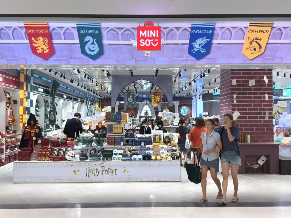 แลนด์มาร์คใหม่ MINISO Flagship Store เดอะมอลล์ไลฟ์สโตร์ บางกะปิ ศูนย์รวมสินค้าไลฟ์สไตล์ และสินค้าแบรนด์ลิขสิทธิ์ดังจากทั่วโลก