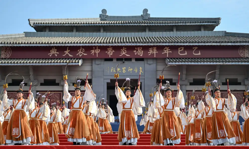 จีนจัดพิธีบูชาบรรพบุรุษอย่างยิ่งใหญ่ ณ เมืองสุยโจว บ้านเกิดของจักรพรรดิเหยียน