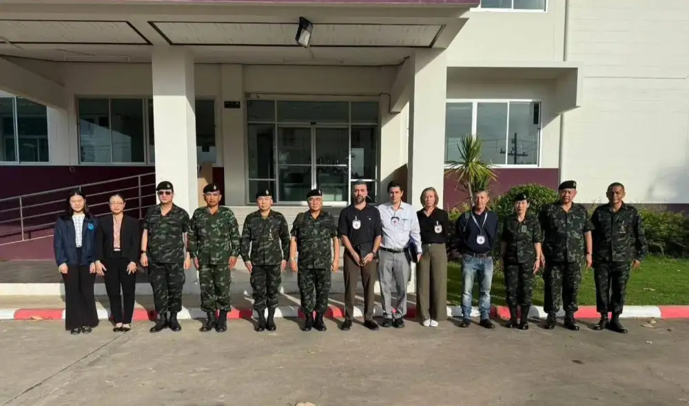 ไทย-กัมพูชา: ทบ.เปิดพื้นที่ให้ ICRC เยี่ยม 18 เชลยศึกกัมพูชา ตามขั้นตอนสากล