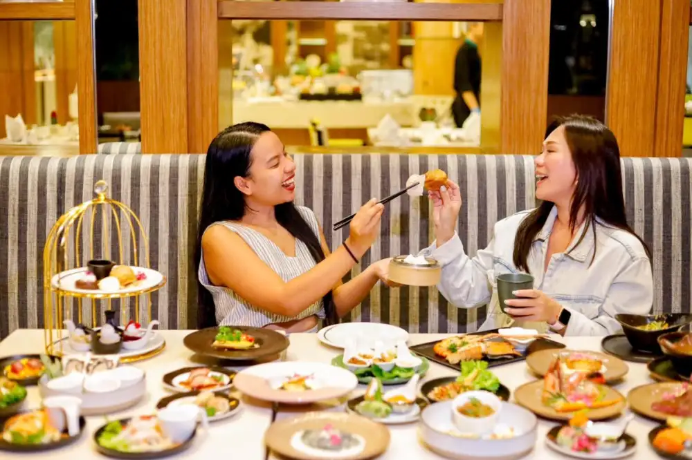 เซ็นทารา แกรนด์ ลาดพร้าว เชิญร่วมฉลองวันแม่ ด้วยโปรโมชันสุดพิเศษ 