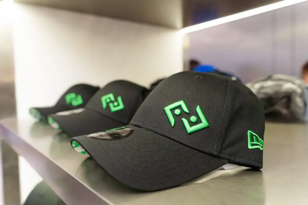 Bitkub Academy คอลแลปแบรนด์ New Era เปิดตัวหมวก Limited Edition เอาใจแฟนคลับนักสะสม