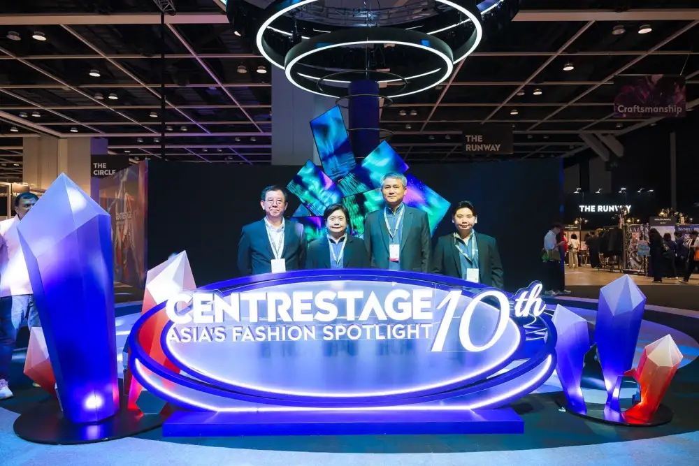 ดีพร้อม ผนึกกำลัง HKTDC ยกทัพแฟชั่นไทยโกอินเตอร์ บุก CENTRESTAGE 2025 ฮ่องกง ดันซอฟต์พาวเวอร์แฟชั่นไทย เจิดจรัสเวทีโลก กระตุ้นเศรษฐกิจโตกว่า 20 ล้านบาท