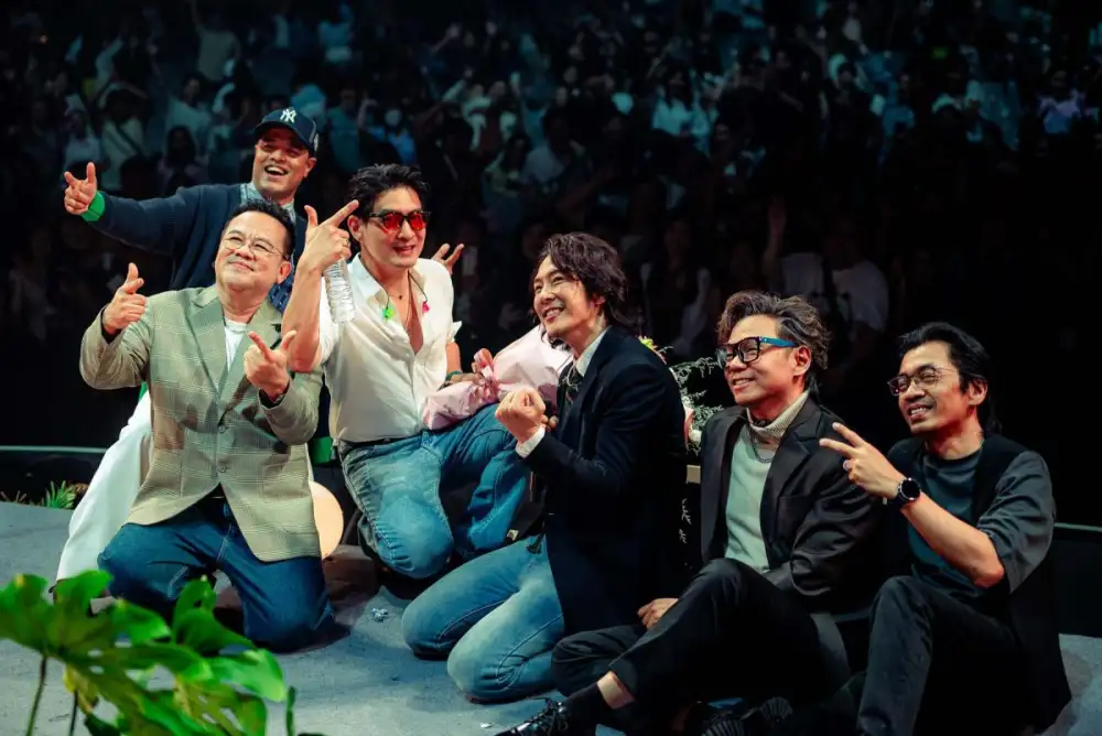 ETC ชวนมาแจม CONCERT ยกรายการขึ้นเวทีใหญ่! พา 5 ศิลปินสร้างปรากฏการณ์ดนตรีสุดวาไรตี้ เสิร์ฟโมเมนต์ทั้งหูเคลือบทอง ทั้งขนลุก แถมเสียงหัวเราะ ครบจบในงานเดียว!