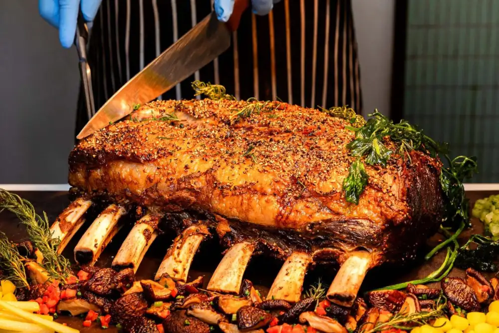 สัมผัสค่ำคืนแห่งรสนิยม กับวากิวชั้นเลิศ Sip & Sizzle: Wagyu Edition ณ ห้องอาหารเวนติซี โรงแรมเซ็นทาราแกรนด์ฯ เซ็นทรัลเวิลด์