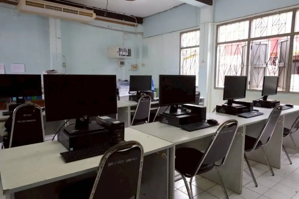 TEI เดินหน้าภารกิจ ใช้ทรัพยากรคุ้มค่าลด E-Waste ส่งต่อคอมพิวเตอร์สร้างประโยชน์ให้โรงเรียนบ้านลำแคลง