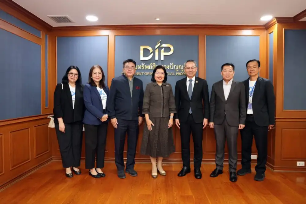 กรมทรัพย์สินทางปัญญา ผนึกกำลัง SME D Bank มุ่งเสริมแกร่ง สร้างแต้มต่อให้ SMEs ไทย หนุนใช้ประโยชน์ทรัพย์สินทางปัญญาเชิงพาณิชย์เพื่อต่อยอดธุรกิจอย่างยั่งยืน