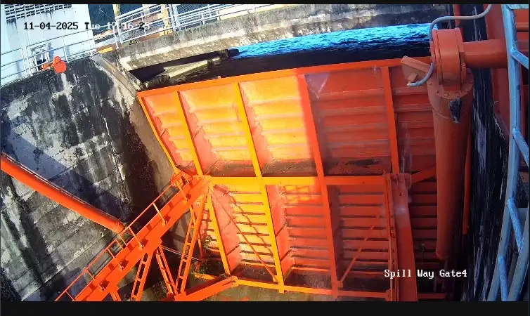 กรมชลฯ ปัดน้ำล้นเขื่อนขุนด่าน แค่คลื่นลมแรงทำน้ำกระฉอก ยันตัวเขื่อนแข็งแรงปลอดภัย