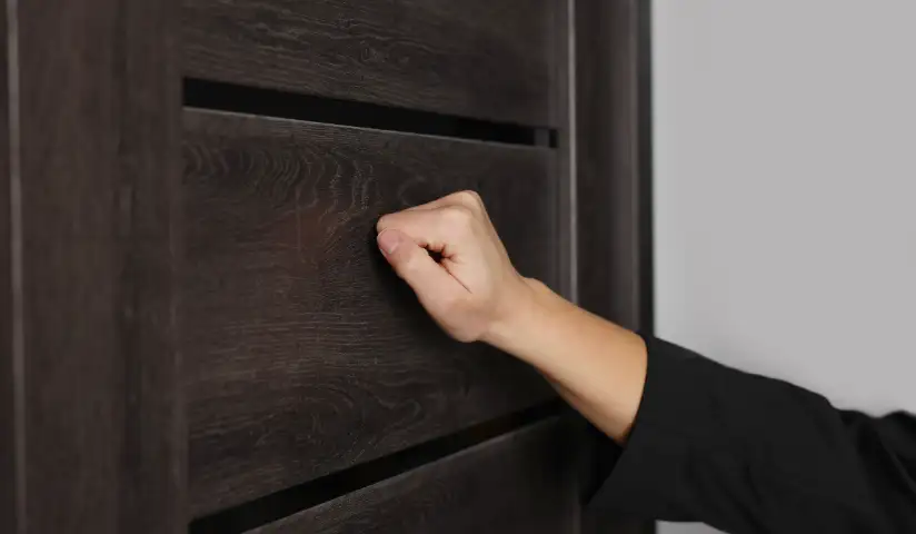 แหล่งกู้เงินด่วนในระบบ VS นอกระบบ ต่างกันอย่างไร เลือกแบบไหนดี