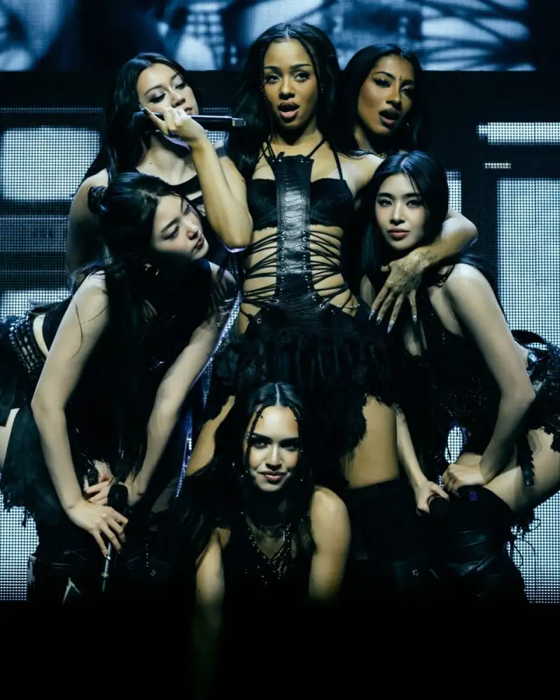 เปิดปี 2026 ได้สุดปัง! KATSEYE ส่ง 