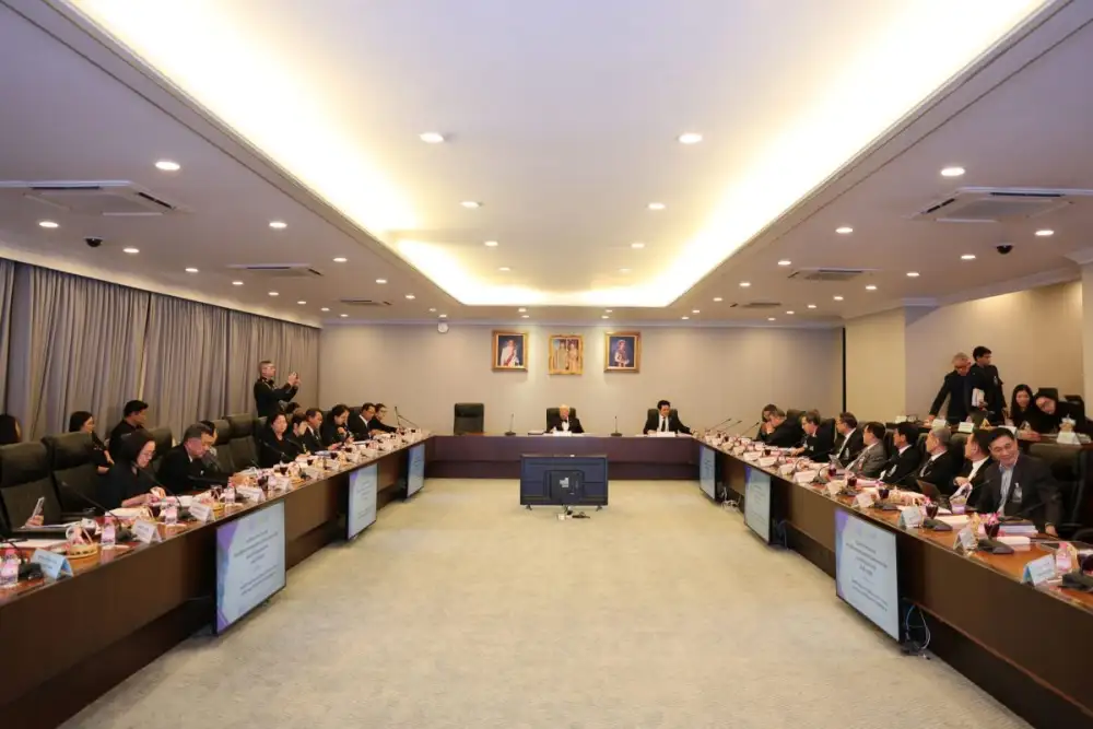 ถกการแก้ปัญหาน้ำท่วมอย่างยั่งยืน 