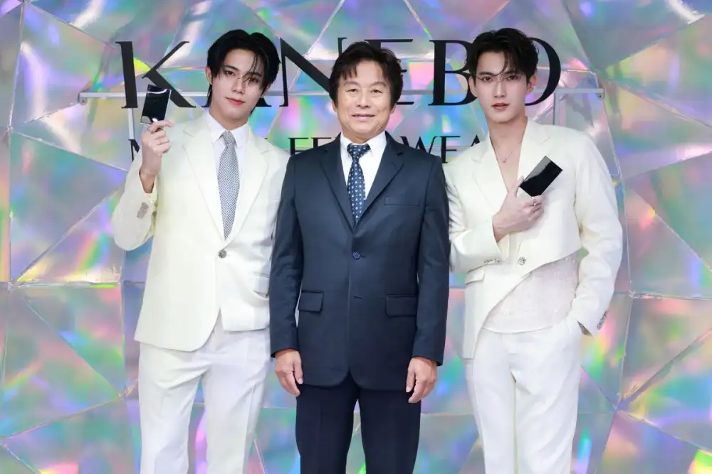 เฟิร์ส-โอม-ยิหวา ร่วมถ่ายทอดนิยามงานผิวใหม่ ในงาน The World's First Launch of KANEBO MELTY FEEL WEAR II ที่ประเทศไทย