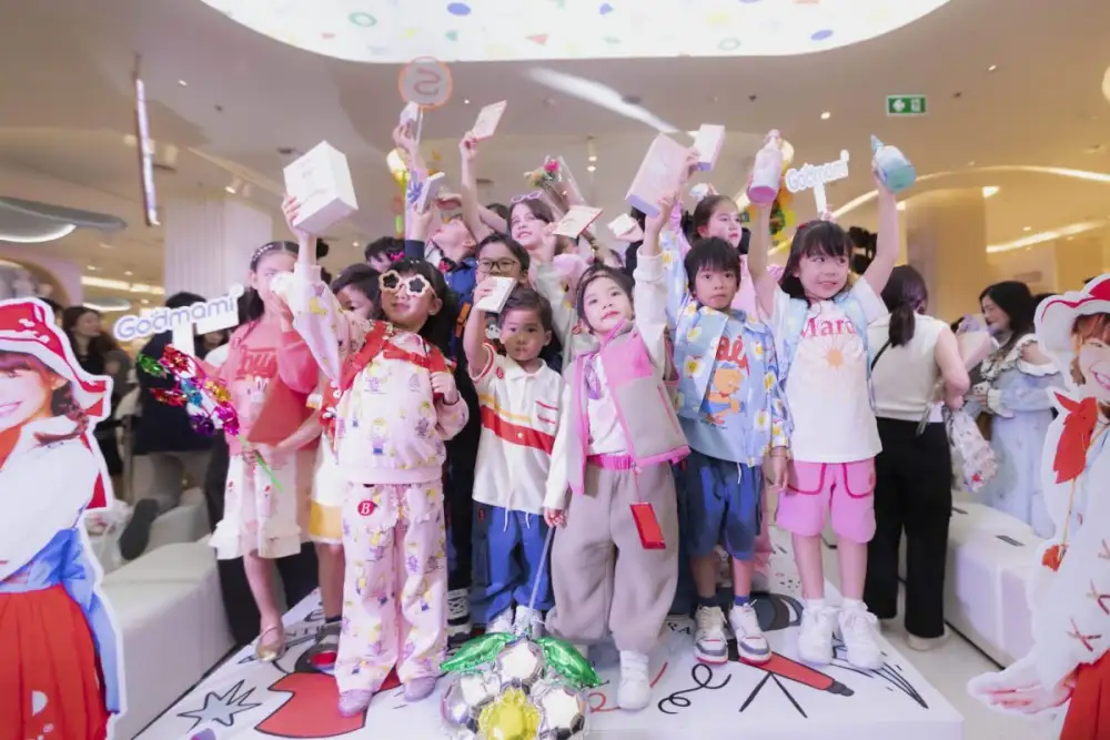 ห้างเซ็นทรัล ในเครือเซ็นทรัล รีเทล ฉลองใหญ่วันเด็กแห่งชาติ ชวน 