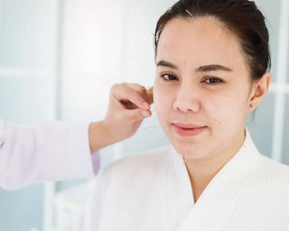 คลินิกรักษาสิวหายขาดได้จริงไหม รู้ก่อนถ้าไม่อยากโดนเลี้ยงไข้รักษาแบบไม่จบ