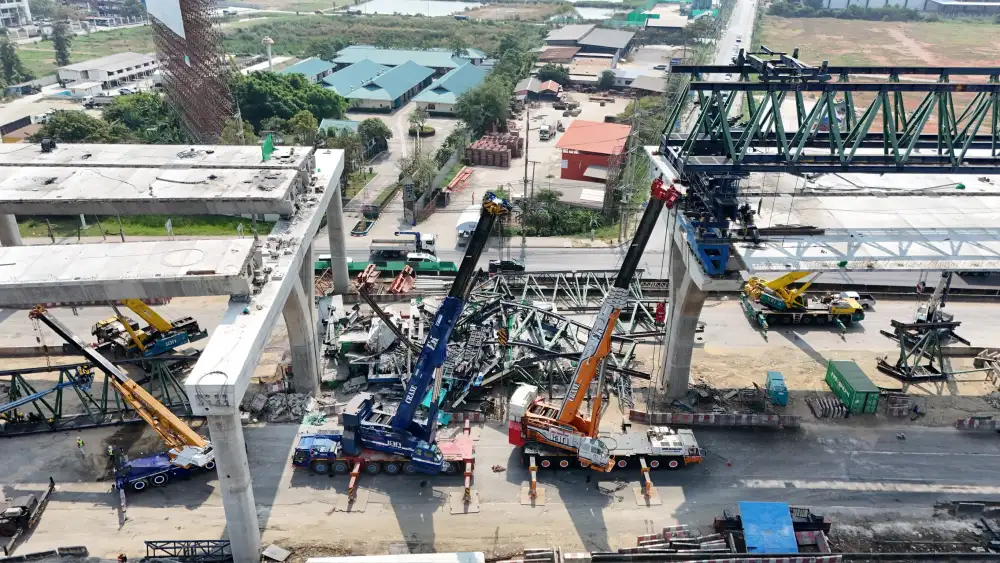 ไหม้ซ้ำ! โครงเหล็กจุดเกิดเหตุพระราม 2 เร่งรื้อย้ายทั้ง 2 โครงการ สอบหาสาเหตุ-จ่ายเยียวยา