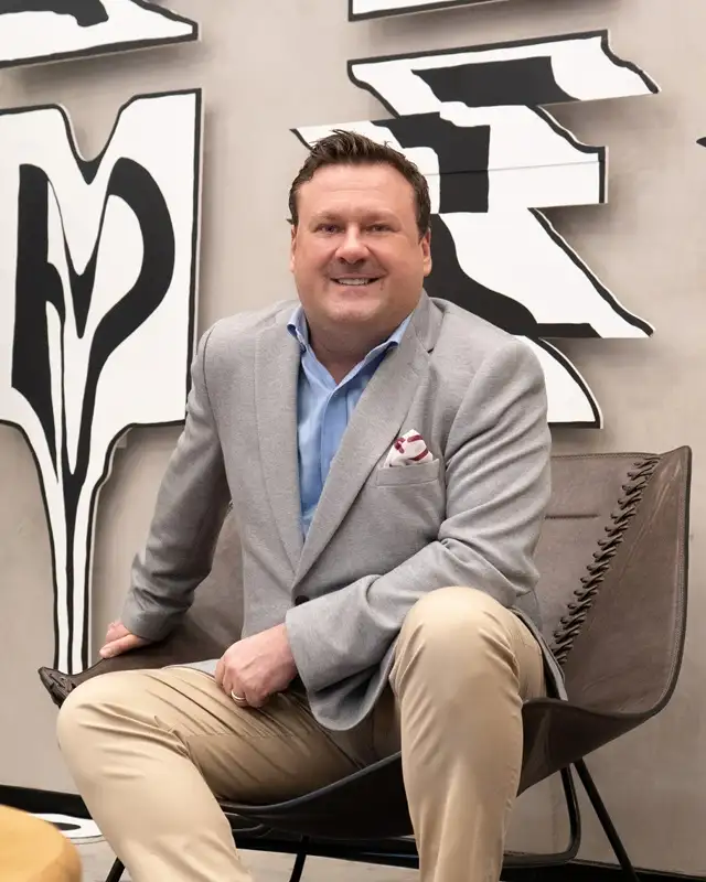 ม็อกซี่ แบงคอก ราชประสงค์ ต้อนรับ มร รอส พาร์ค ในฐานะผู้จัดการทั่วไปหรือกัปตันคนใหม่ พร้อมเขย่าความสนุกแล้ว #ATTHEMOXY