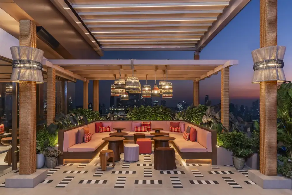 A New Captain, Ready to Shake Things Up #ATTHEMOXY Ross Park Appointed General Manager of Moxy Bangkok Ratchaprasong