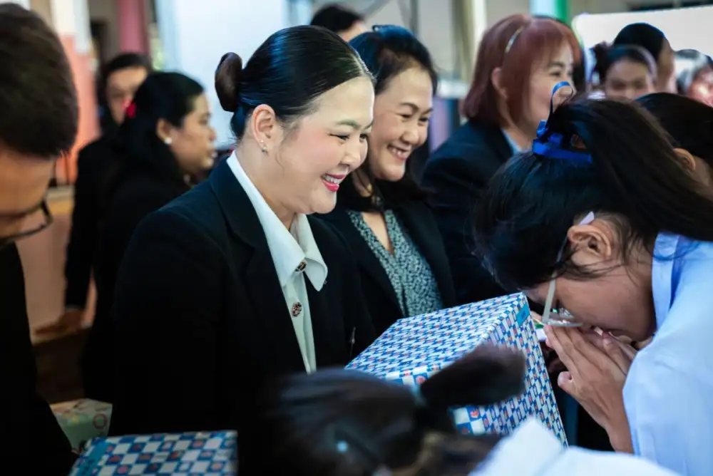 โรงแรมคาร์ลตัน กรุงเทพฯ สุขุมวิท เดินหน้าสานต่อการให้คืนสู่สังคม ด้วยกิจกรรม Carlton Lucky Draw for Charity ครั้งที่ 4