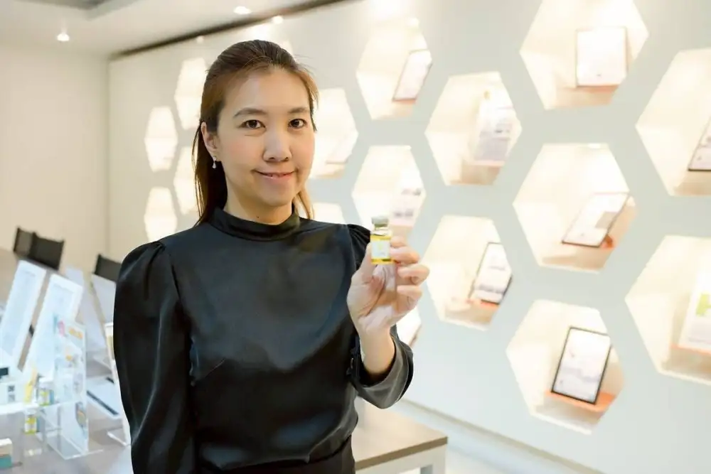 Silklife นวัตกรรมนักวิจัยจุฬาฯ ยกระดับไหมไทย จากงานฝีมือสู่วัสดุการแพทย์ระดับสากล