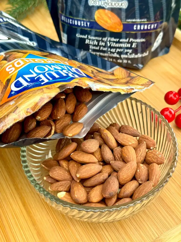 บลูไดมอนด์ชี้อัลมอนด์