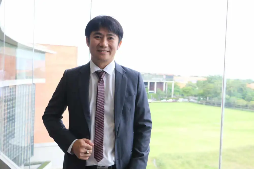 นักวิชาการชี้มาตรการ ธปท.ช่วยลดแรงเหวี่ยงบาทระยะสั้น มองราคาทองแนวโน้มไปต่อแต่ผันผวนสูง