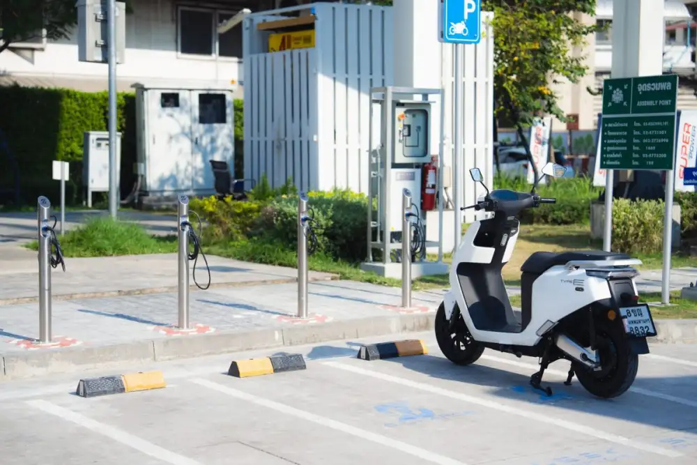 สลีค อีวี สู้ศึกเจ้าตลาดรถมอเตอร์ไซค์ไฟฟ้า ดันโปรเจกต์ S-CHARGE เน้นโครงสร้างแข็งแกร่งก่อนยอดขาย