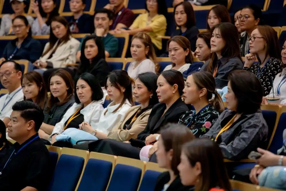 ดร.ตฤณห์ โพธิ์รักษา นำทีมจัดสัมมนา 