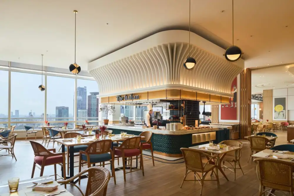 ฉลองตรุษจีนเต็มอิ่มรับปีม้า กับบุฟเฟ่ต์อาหารนานาชาติมื้อกลางวัน ณ ห้องอาหารเวนติซี โรงแรมเซ็นทาราแกรนด์ฯ เซ็นทรัลเวิลด์