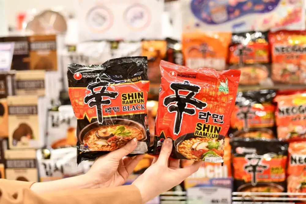 โปรไทย จับมือ ฟู้ดแลนด์ จัดงาน 