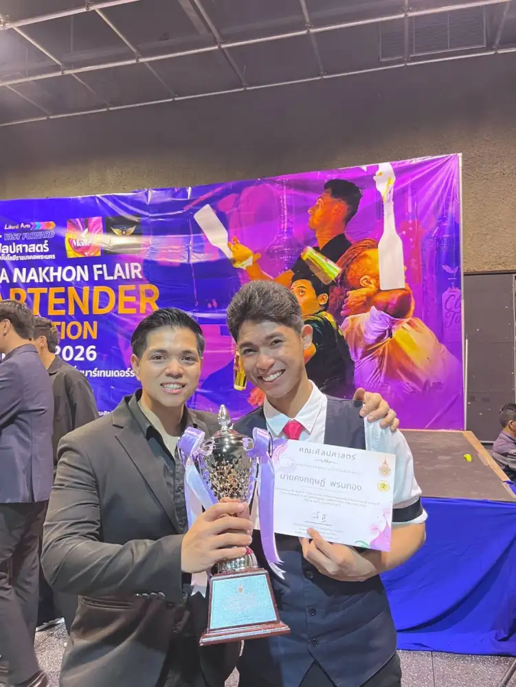SPU ปั้นตัวจริง! นักศึกษาวิทยาลัยการบินฯ คว้ารองแชมป์ Flair Bartender ระดับประเทศ