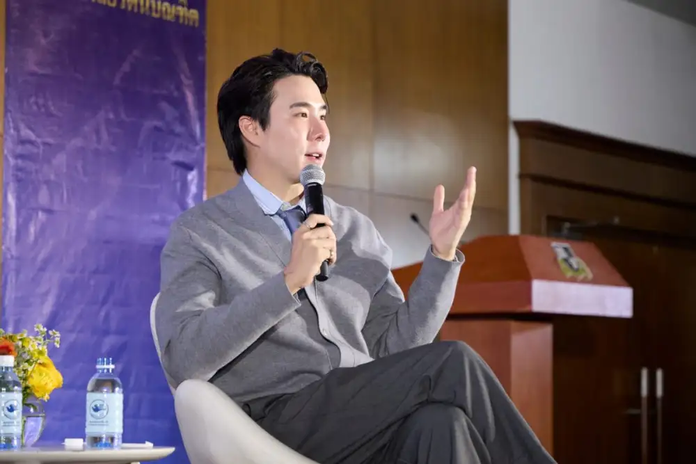 กรุงเทพประกันภัยร่วมสร้างสุขภาวะทางใจที่ดี จับมือกรมสุขภาพจิต ต่อยอดแนวคิดยินดีที่ได้รู้ใจ สร้างความตระหนักถึงภัยเงียบของปัญหาสุขภาพจิต ณ มหาวิทยาลัยรัตนบัณฑิต