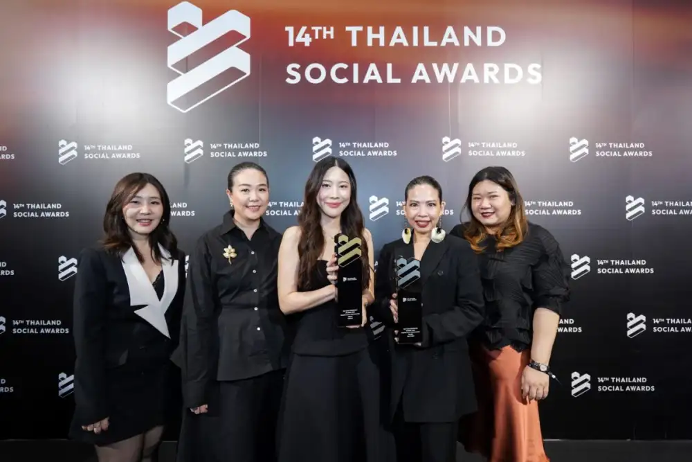 สยามพิวรรธน์ โดยไอคอนสยามและสยามพารากอน ครองที่หนึ่งในใจ คว้า 2 รางวัล สุดยอดแบรนด์ที่มีผลงานยอดเยี่ยมบนโซเชียลดีเมีย จากเวที Thailand Social Awards ครั้งที่ 14