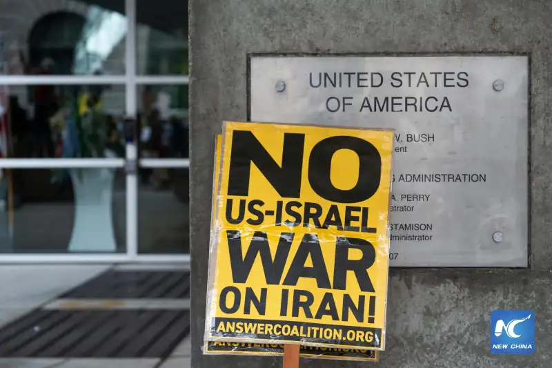 หวังอี้คุยรมว.กต.รัสเซีย เผยจุดยืนของจีน กรณีสหรัฐฯ-อิสราเอลโจมตีอิหร่าน