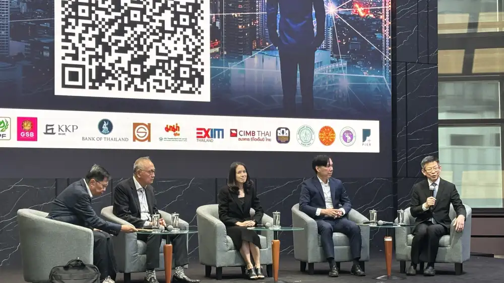 เวทีเสวนา 4 ปีภาครัฐระอุ! หุ้นตกวันนี้แค่ซ้อม เตือน 4 ปีข้างหน้ารับศึกหนักพายุใหญ่พลิกโฉมโลก