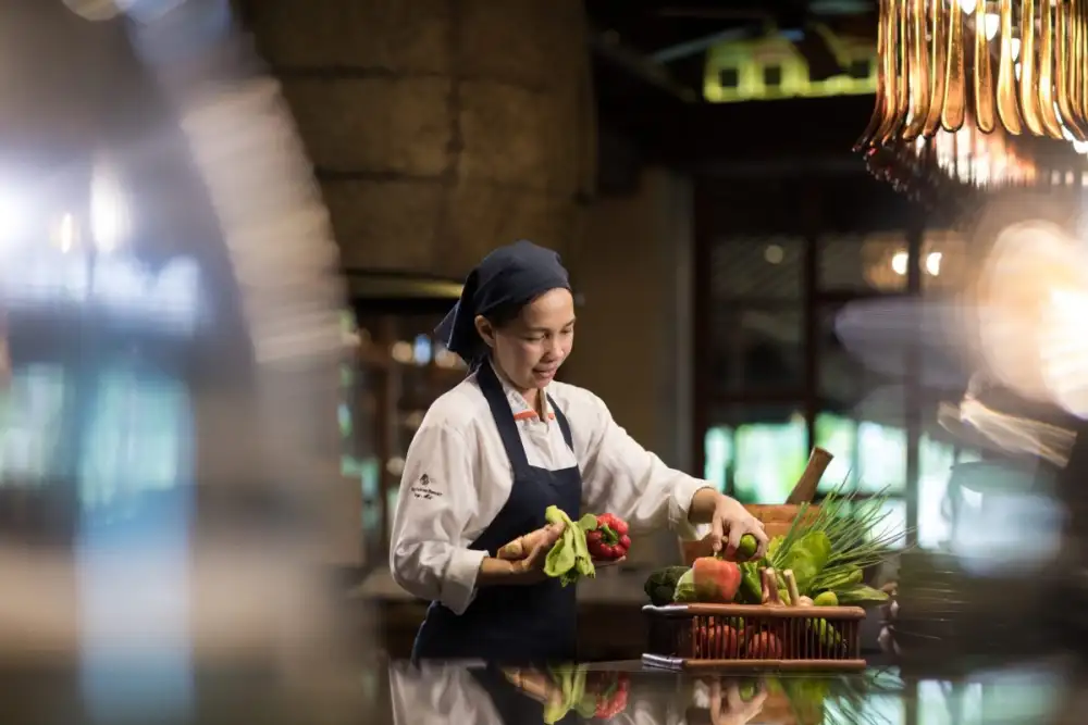 ผู้หญิงที่อยู่เบื้องหลังประสบการณ์การพักผ่อนระดับโลกในประเทศไทย