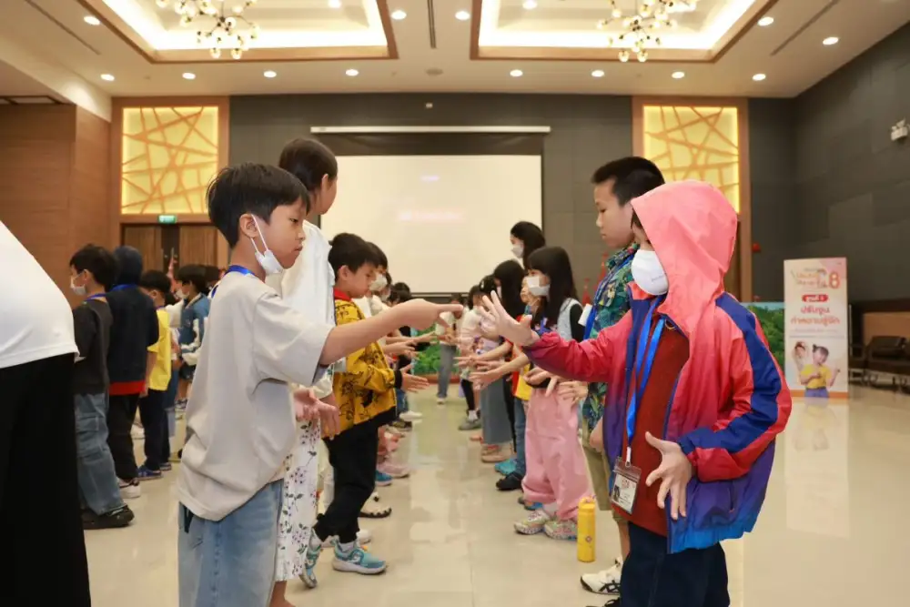 มูลนิธิป่อเต็กตึ๊ง เปิดโครงการ 