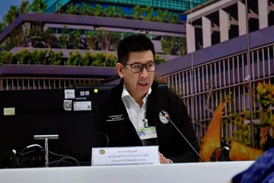 ศบก.ย้ำ!! พลังงานไม่ขาดแคลน เร่งบริหารช่องทางให้ภาคอุตฯ ซื้อน้ำมัน ลดผลกระทบหน้าปั๊ม