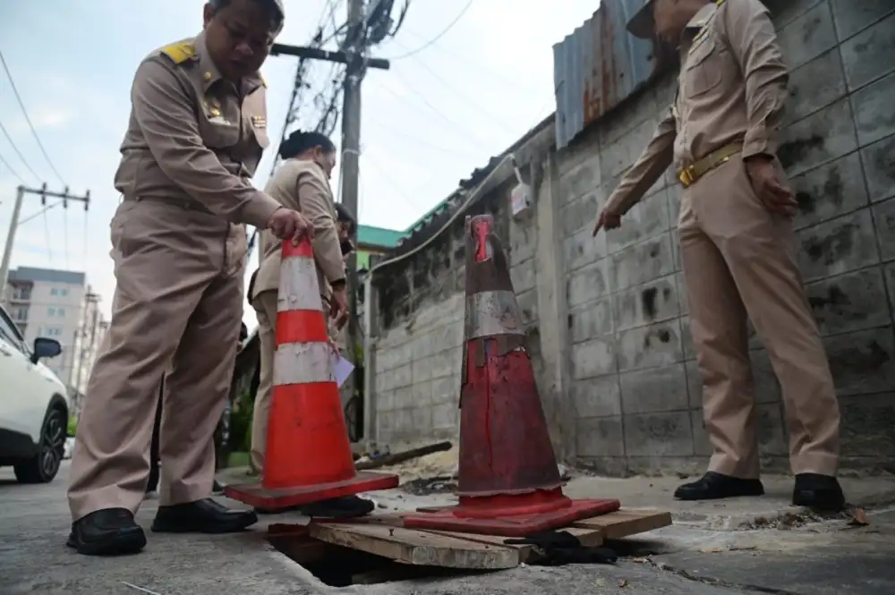 เขตบางกอกน้อยติดตามผลการแก้ไขปัญหาความเดือดร้อนของประชาชน บริเวณ ซ.บางขุนนนท์ 14