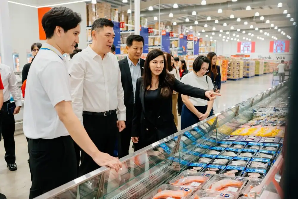 ซีพี แอ็กซ์ตร้า นำร่องปั้นต้นแบบค้าปลีกสีเขียว แม็คโคร-โลตัส จัดการขยะครบวงจร 