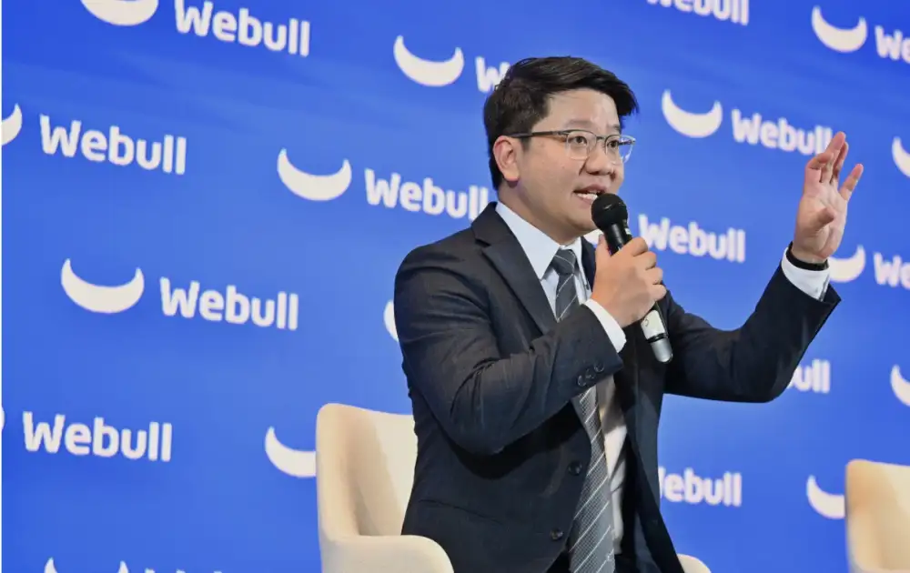 Webull กางหลักฐานโต้ ยันสกัดบัญชีม้า-ฟอกเงิน ยก AI คุมเข้มมาตรฐาน พร้อมปั๊ม AUM เข้าเป้า 4 หมื่นล้าน