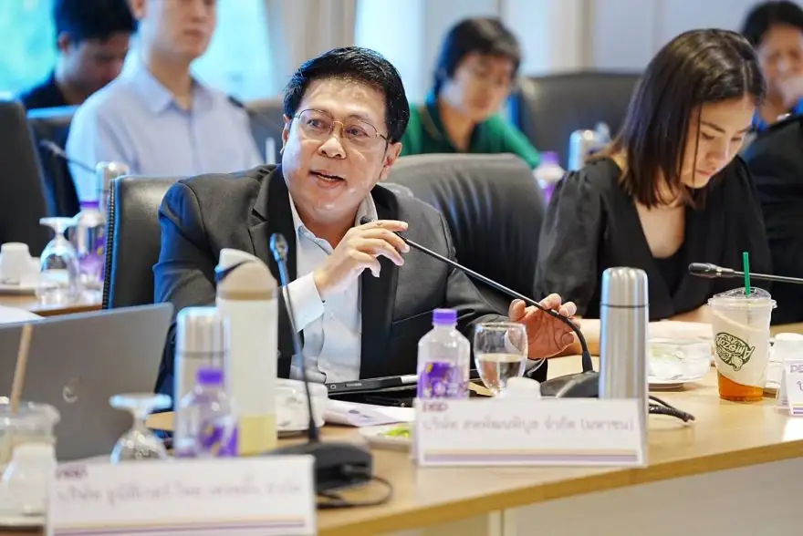 พาณิชย์ ถกบิ๊กค้าปลีก ขนทัพสินค้าราคาพิเศษร่วมโครงการ 