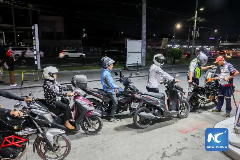 ฟิลิปปินส์เผย ปั๊มน้ำมันกว่า 400 แห่งปิดให้บริการ หลังราคาน้ำมันพุ่งสูง