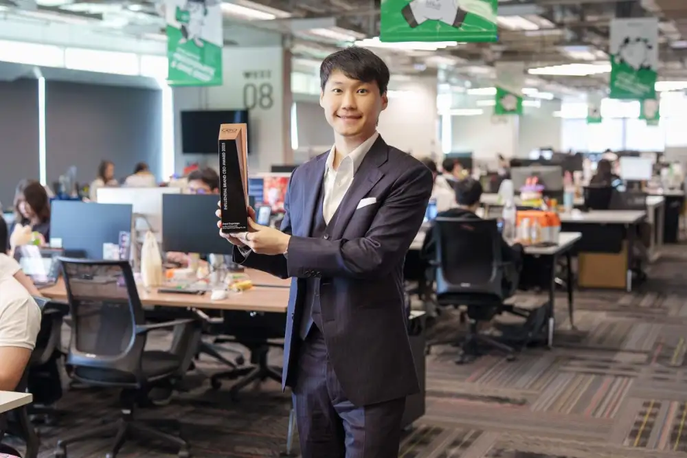 ท๊อป จิรายุส คว้ารางวัล Influential Brand CEO Award สะท้อนบทบาทผู้นำที่ทรงอิทธิพลของประเทศ