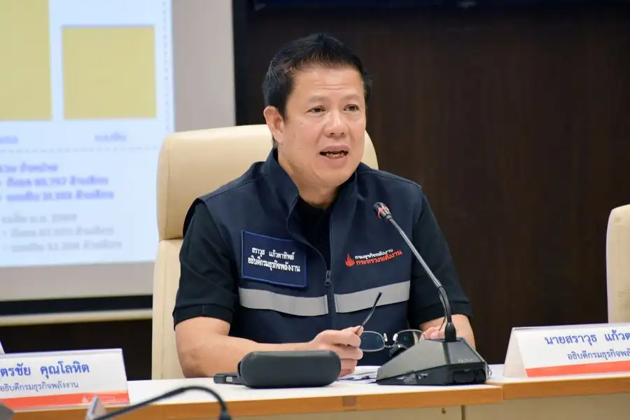 เปิดเส้นทางน้ำมันต้นทาง-ปลายทาง!! พลังงานไล่บี้ข้อมูลย้อนหลังเคลียร์ปมกักตุน-ลักลอบส่งออกคาดได้ข้อสรุปสัปดาห์หน้า