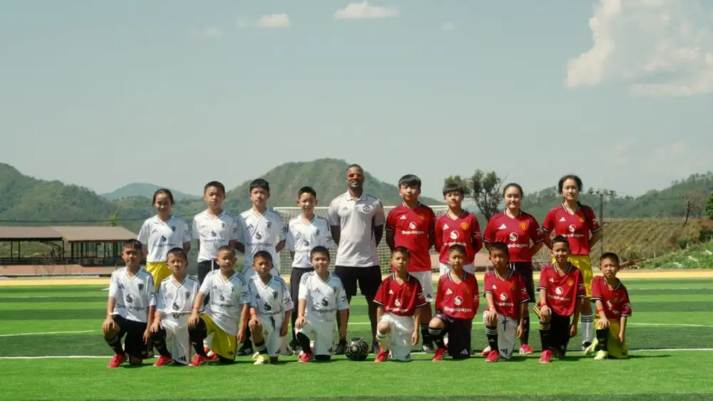 DHL Express ผนึกกำลัง Manchester United ส่งมอบ