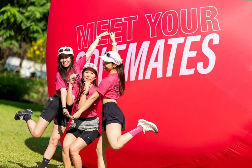 Tinder x Samsung จัด