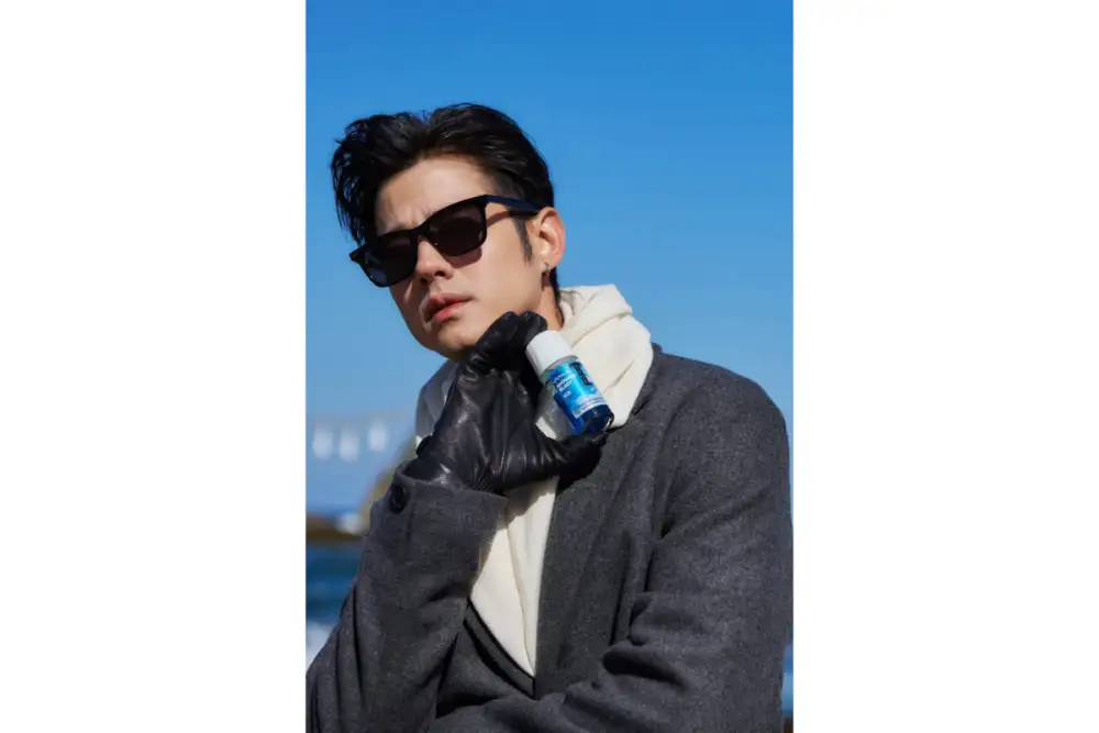 TROS ชวนหนุ่ม ๆ เปิดโหมดความหอมกับ 2 คาแรกเตอร์ใหม่ 